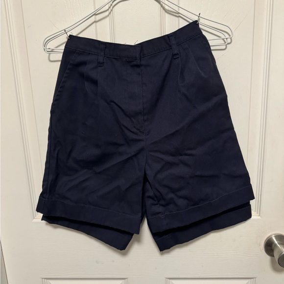 Dennis uniforms girls shorts - Picture 6 of 6